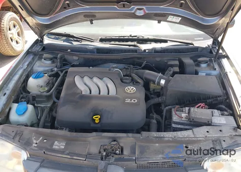 2005 Volkswagen Jetta Gl from USA, damaged, VIN 3VWRK69M05M029266